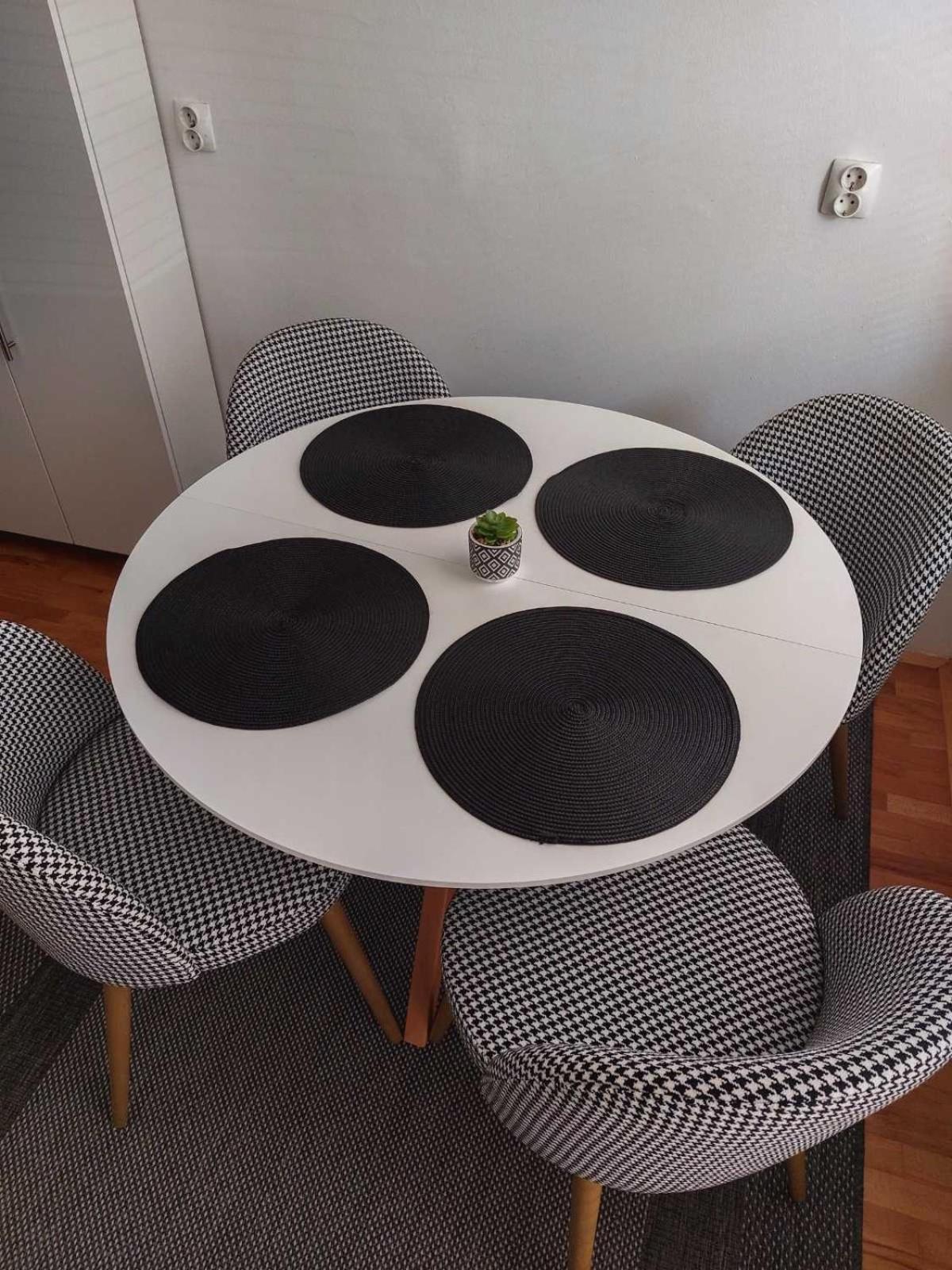 Apartman Rejna SJJ Buitenkant foto